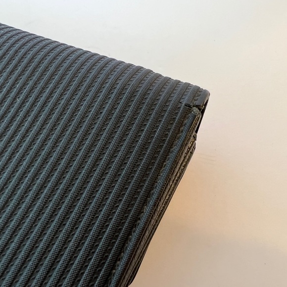 COPY - BVLGARI Women’s black leather wallet in great condition - Picture 5 of 11